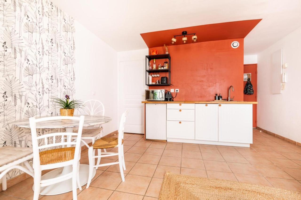 Coquet Appartement Typique Du Panier Marseilles Buitenkant foto